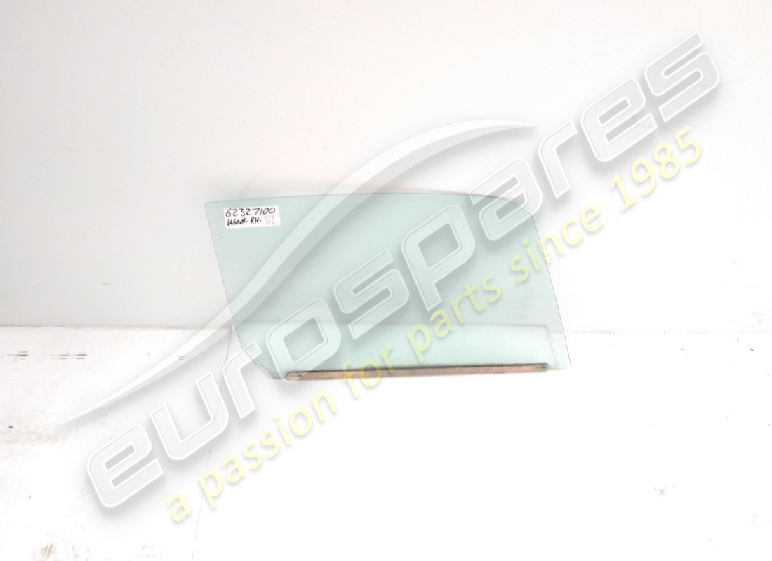 USED Ferrari RH DOOR GLASS COMPLETE GTS . PART NUMBER 62327100 (1)