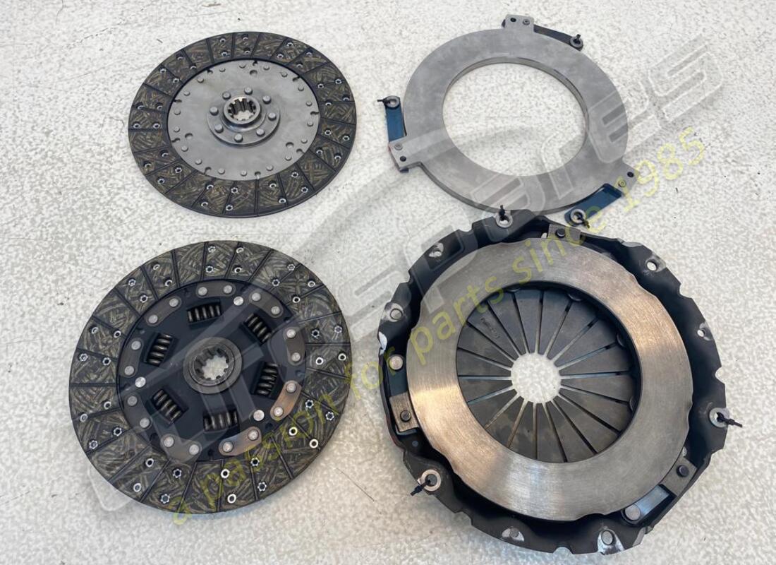 NEW EUROSPARES CLUTCH KIT. PART NUMBER 124680 (2) new eurospares clutch kit. part number 124680 (2)