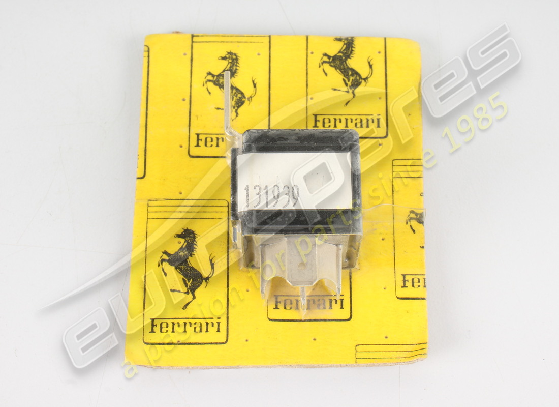 new ferrari seimens anti-skid relay 4 pin black. part number 131939 (1)