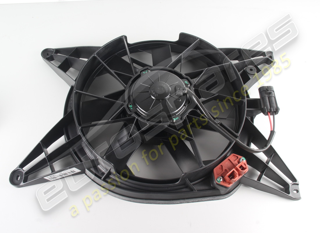 NEW FERRARI COMPLETE ELECTRIC FAN. PART NUMBER 275044 (1) new ferrari complete electric fan. part number 275044 (1)