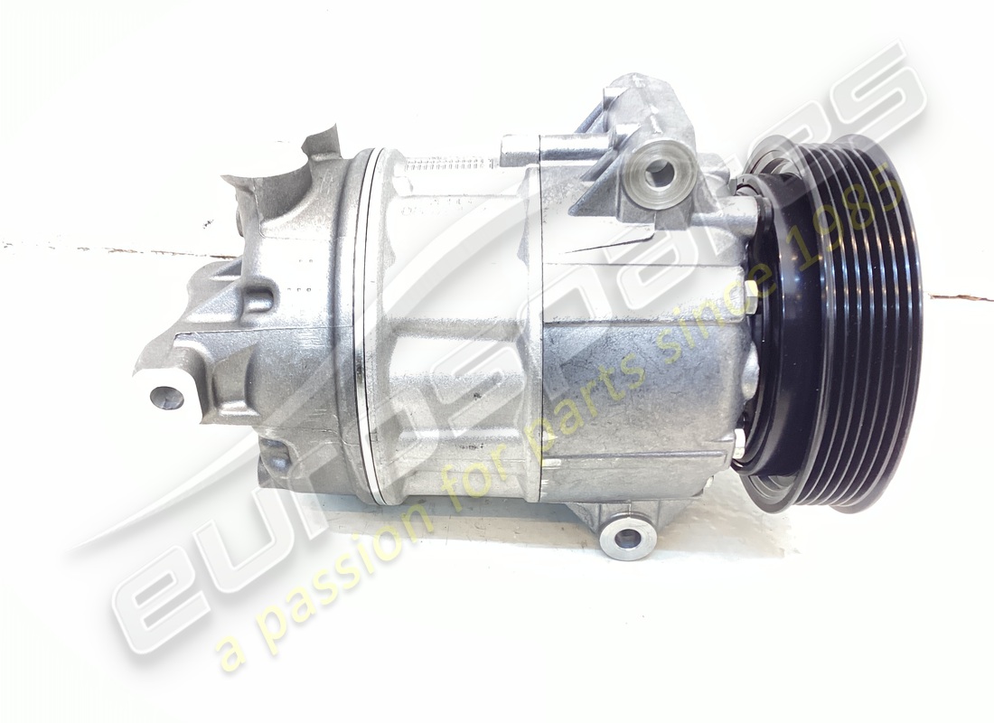 new ferrari air conditioning compressor. part number 333331 (2)