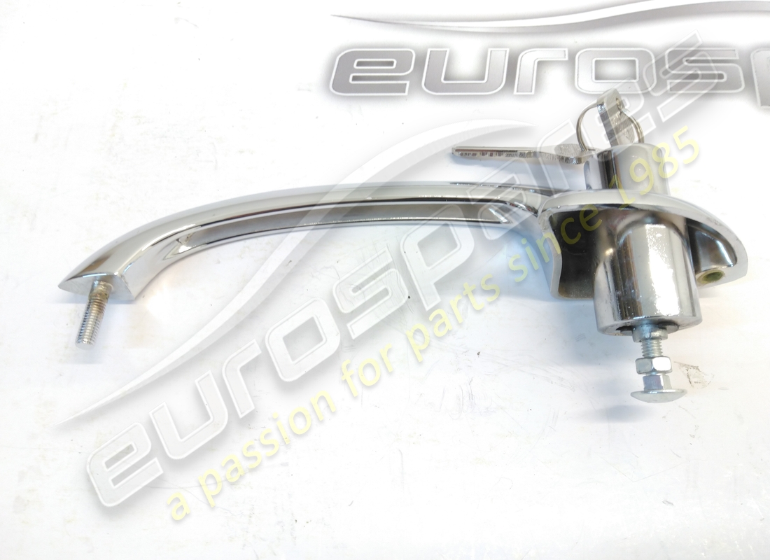 NEW FERRARI LH DOOR HANDLE. PART NUMBER 2393030100 (2) new ferrari lh door handle. part number 2393030100 (2)