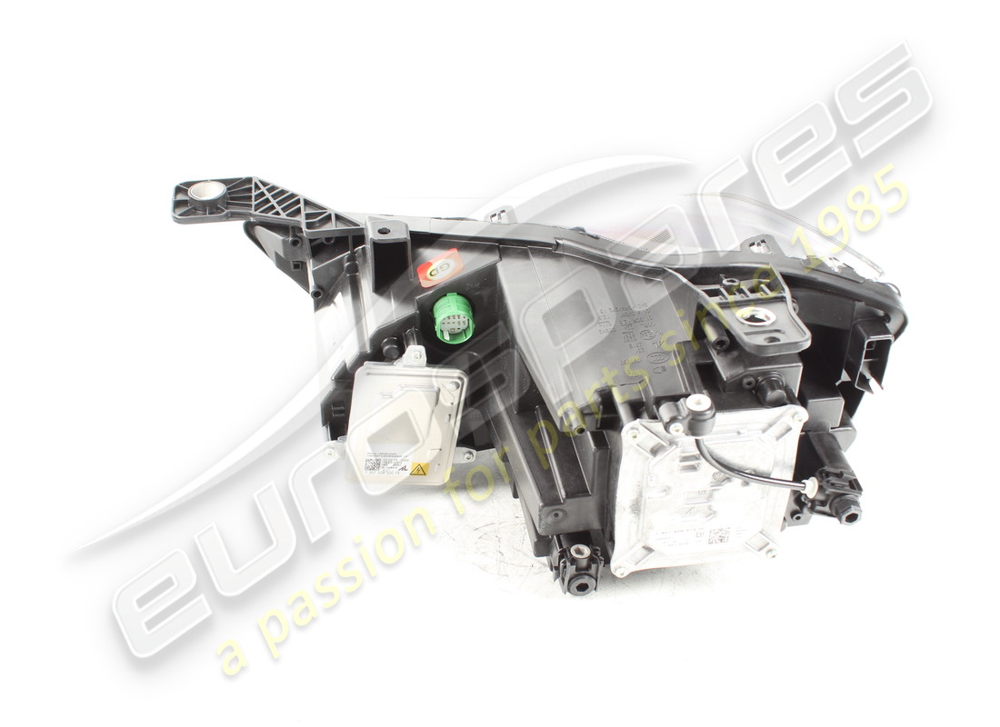 NEW MASERATI RH FRONT UPPER HEADLAMP. PART NUMBER 670106275 (2) new maserati rh front upper headlamp. part number 670106275 (2)