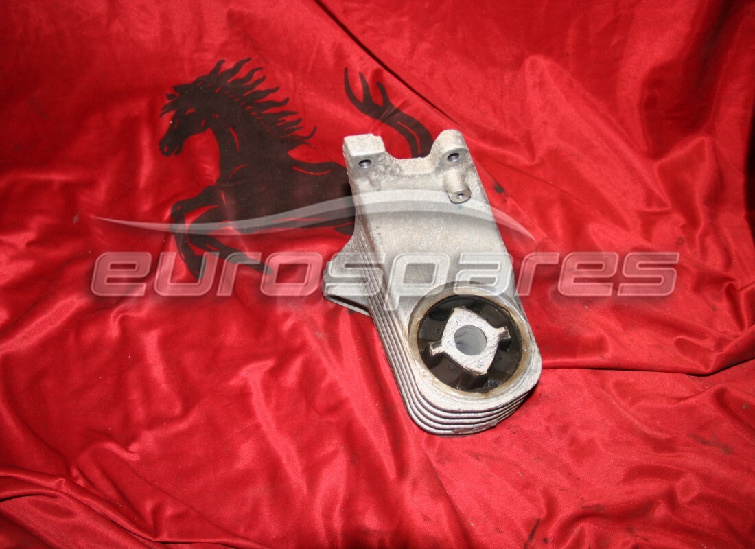 USED Ferrari COMPLETE RH REAR STRUT . PART NUMBER 266362 (1)