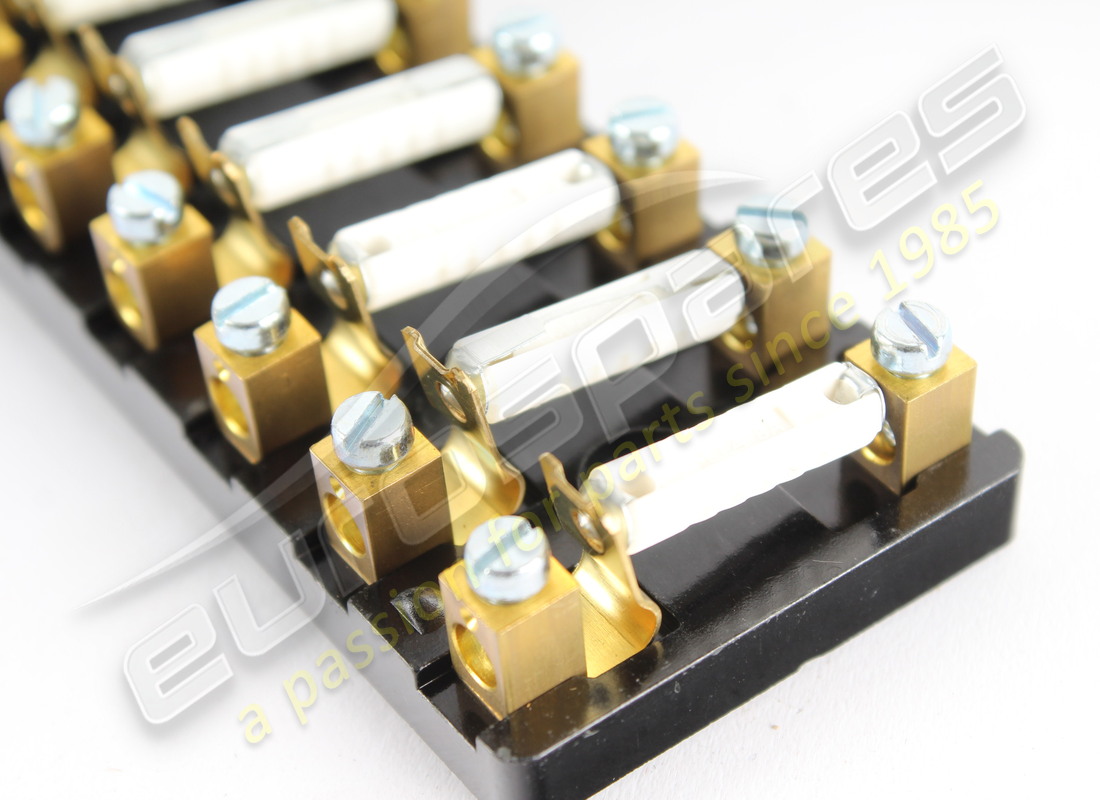 NEW FERRARI 246 BLACK FUSEBOX. PART NUMBER 20136404 (2) new ferrari 246 black fusebox. part number 20136404 (2)