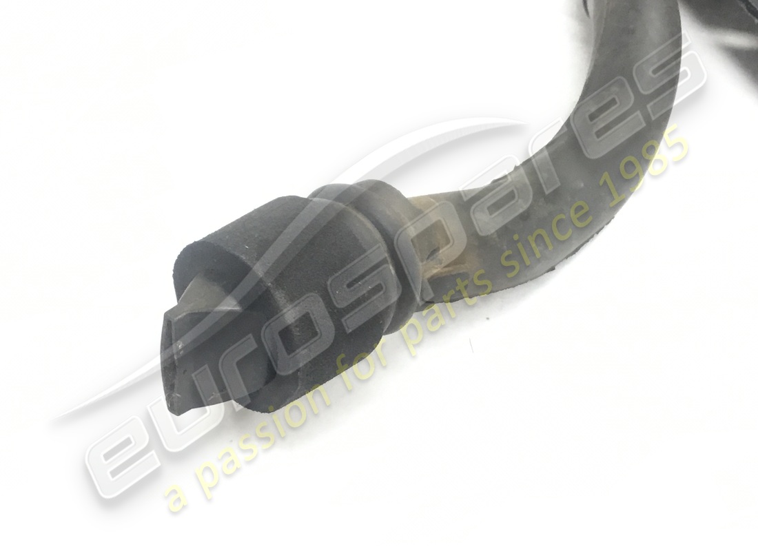 used maserati cplunder-windshield water ta. part number 670009518 (3)