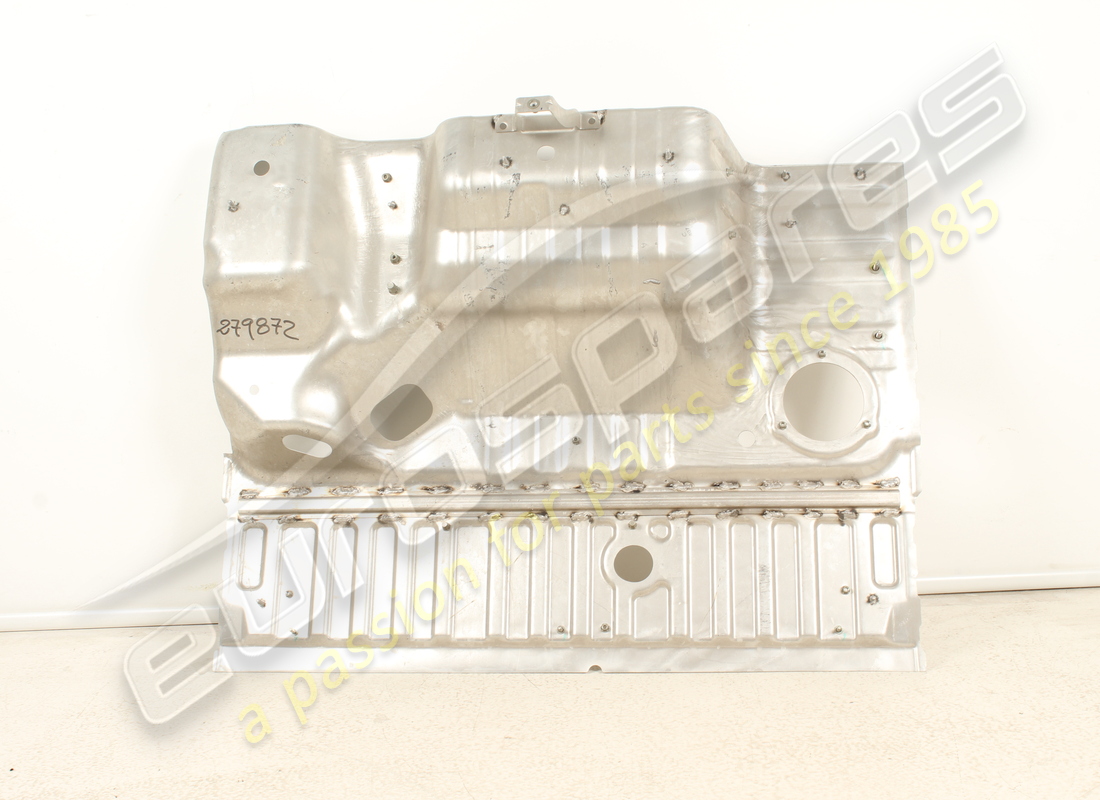 NEW FERRARI SERVICES TUB. PART NUMBER 279872 (1) new ferrari services tub. part number 279872 (1)