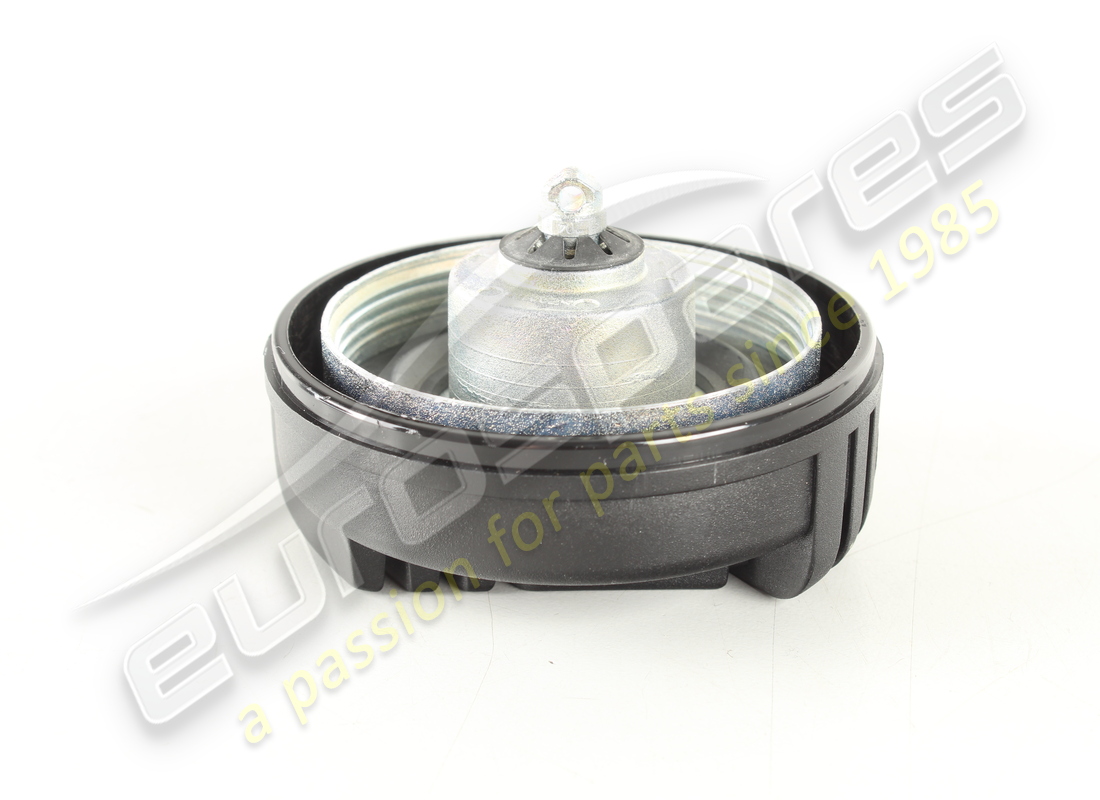 NEW LAMBORGHINI FUEL FILLER CAP & KEY. PART NUMBER 006220985 (4) new lamborghini fuel filler cap & key. part number 006220985 (4)