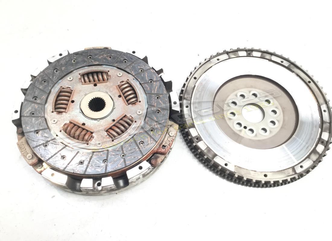 USED LAMBORGHINI CLUTCH WITH FLYWHEEL. PART NUMBER 07M105269D (1) used lamborghini clutch with flywheel. part number 07m105269d (1)