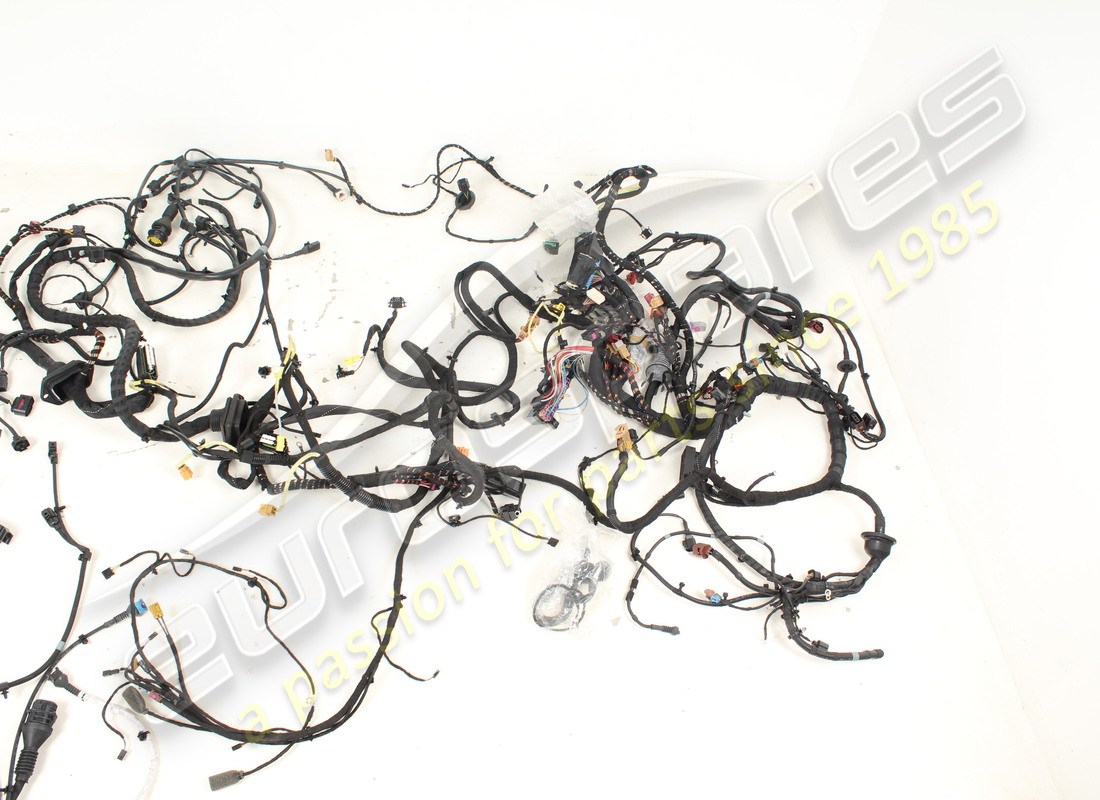 USED LAMBORGHINI HARNESS,PASSENGER. PART NUMBER 408971135BD (3) used lamborghini harness,passenger. part number 408971135bd (3)