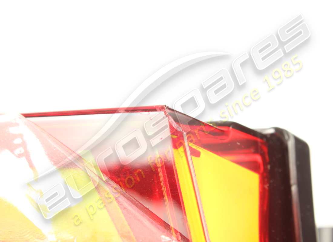 NEW LAMBORGHINI LH REAR LAMP. PART NUMBER 400945095P (5) new lamborghini lh rear lamp. part number 400945095p (5)