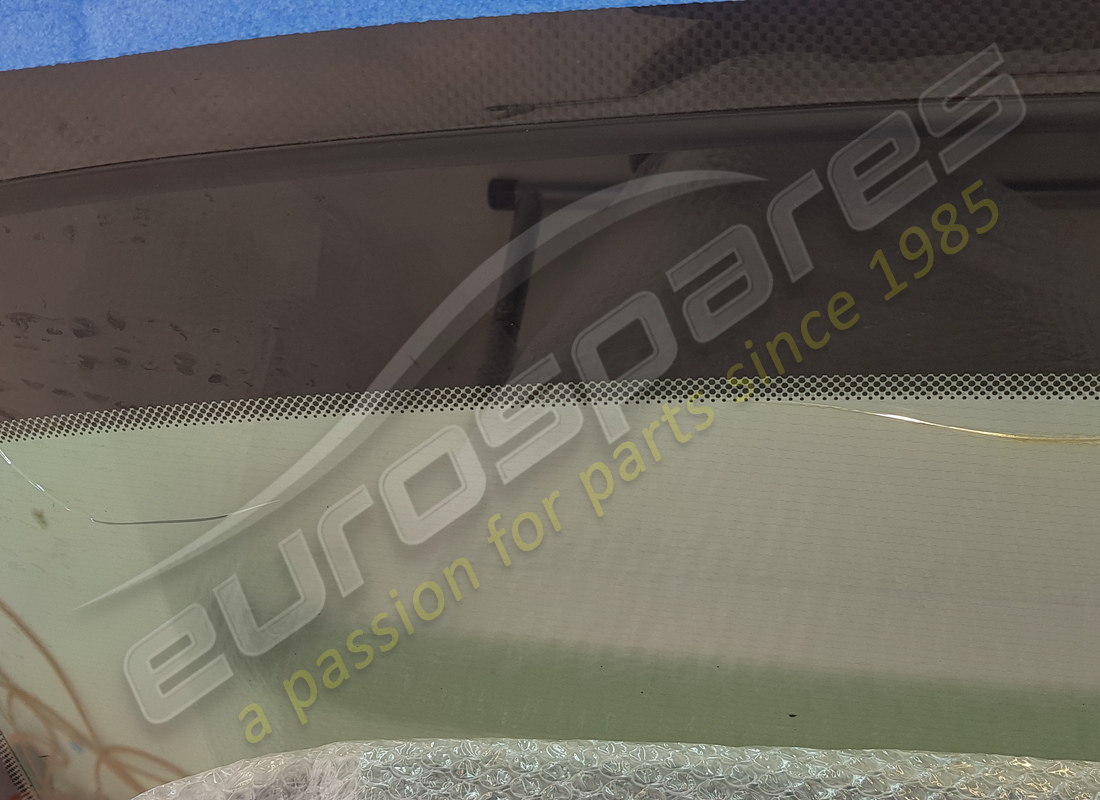 USED FERRARI SUN ROOF. PART NUMBER 68707900 (9) used ferrari sun roof. part number 68707900 (9)