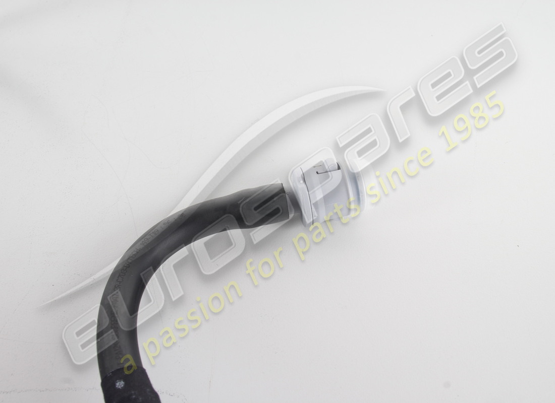 new ferrari rh delivery fuel pipe. part number 178445 (2)