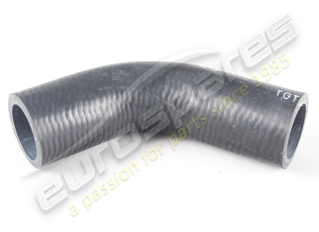 new maserati sleeve from thermal body to pipe. part number 374030507 (1)