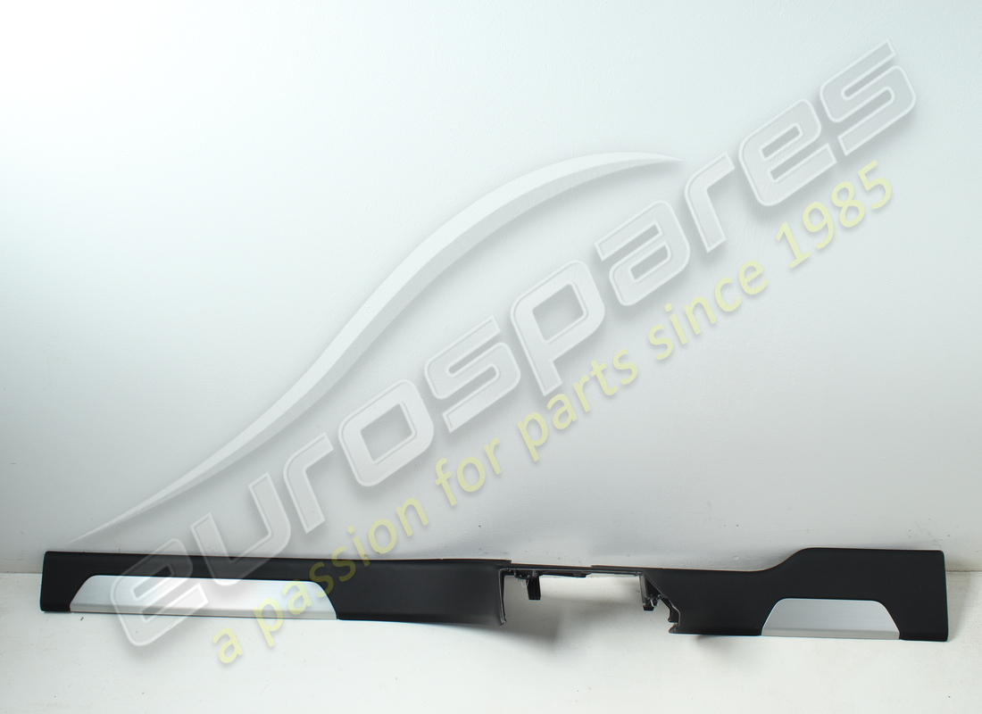 used lamborghini scuff plate. part number 4ml853369bqg8 (2)