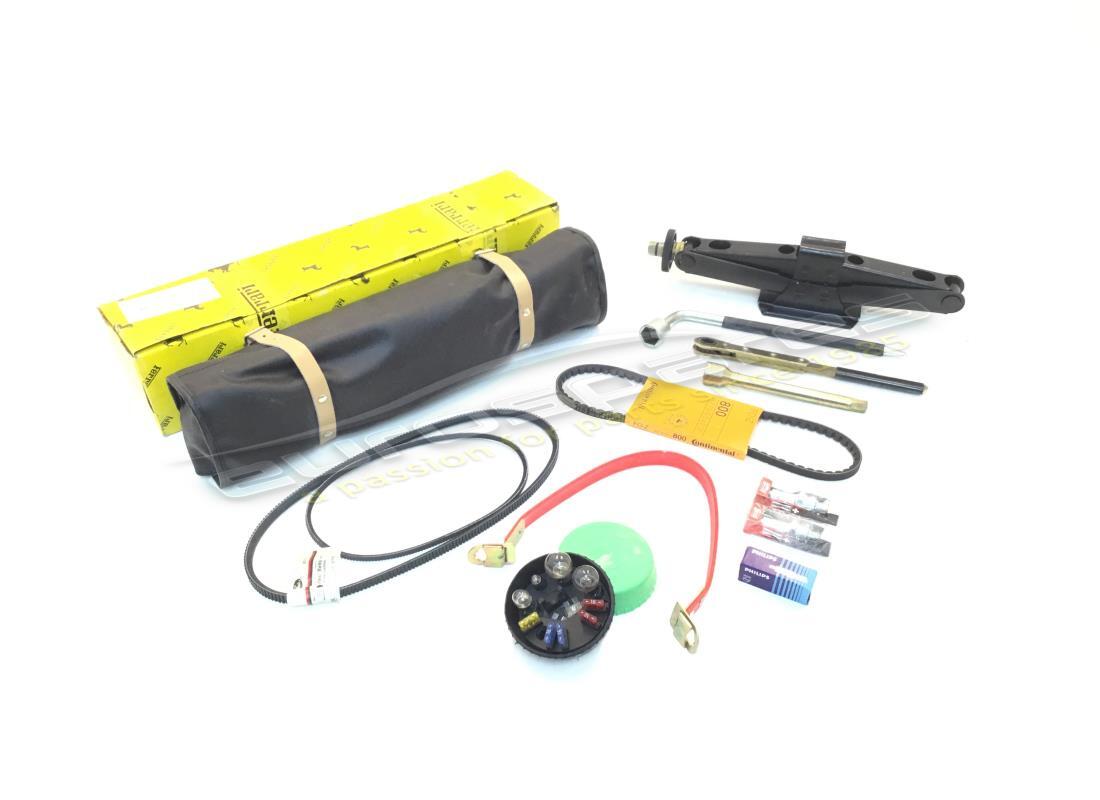 NEW FERRARI TOOL KIT MON 4V. PART NUMBER 124762 (1) new ferrari tool kit mon 4v. part number 124762 (1)