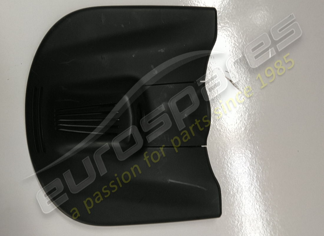 DAMAGED FERRARI COMPLETE MIRROR COVER. PART NUMBER 908650 (2) damaged ferrari complete mirror cover. part number 908650 (2)