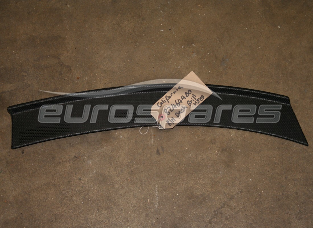 USED Ferrari RH DEFROSTER GRILLE . PART NUMBER 82464400 (1)