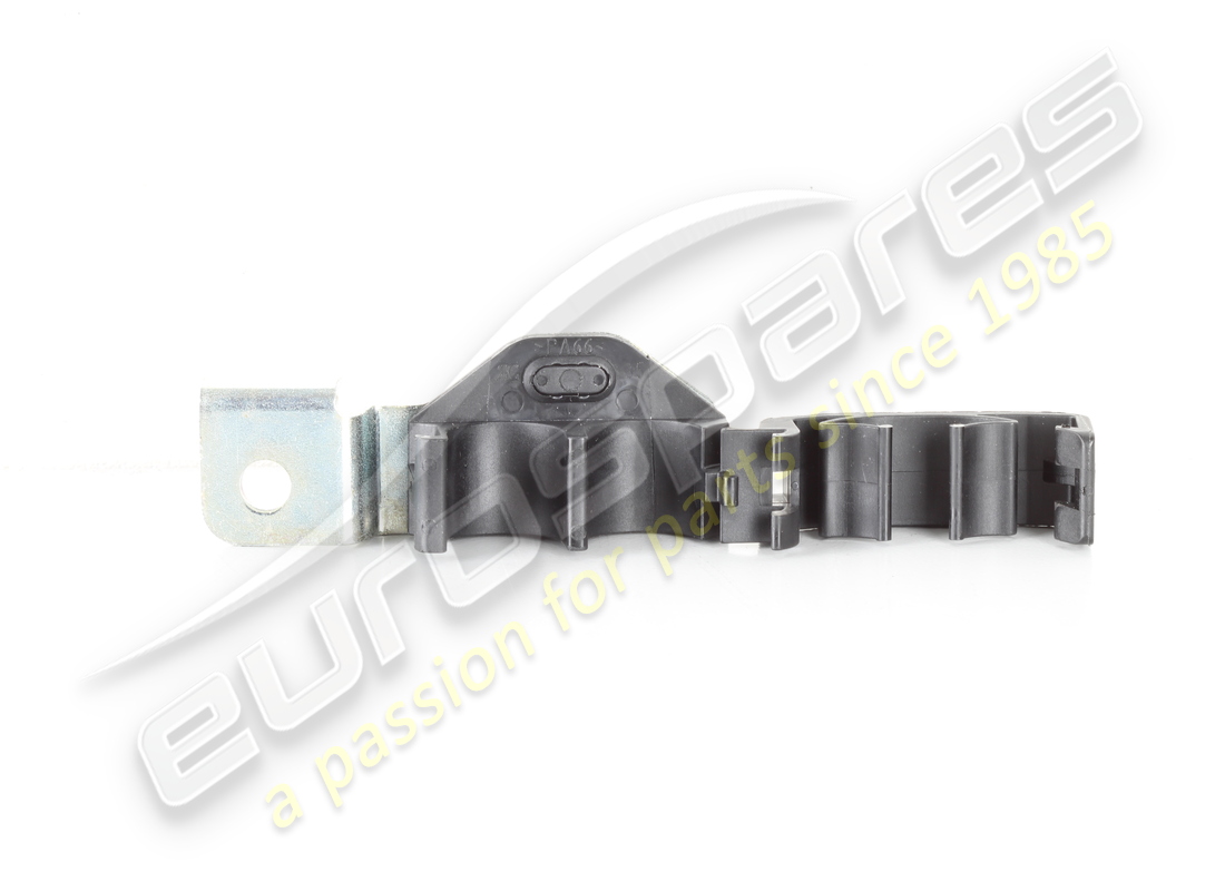 new maserati gearbox oil flex hose fixing. part number 670003113 (1)