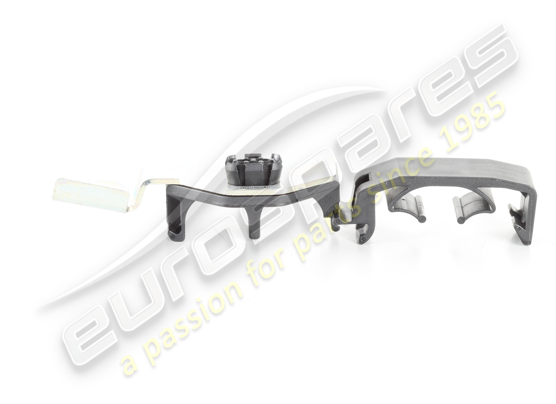 new maserati gearbox oil flex hose fixing. part number 670003113 (2)