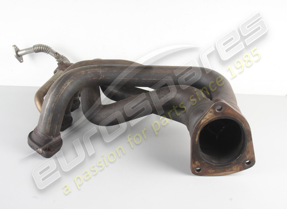 used maserati complete rh exhaust manifold. part number 195117 (3)