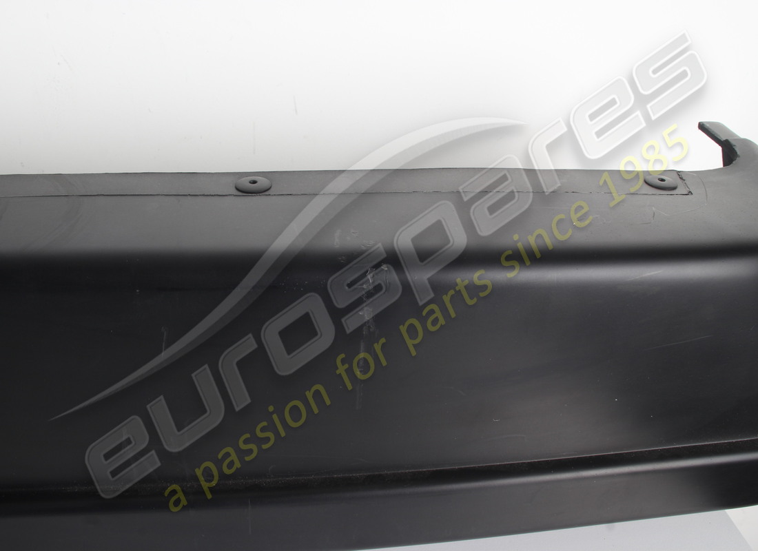 NEW (OTHER) FERRARI REAR BUMPER. PART NUMBER 60573600 (6) new (other) ferrari rear bumper. part number 60573600 (6)