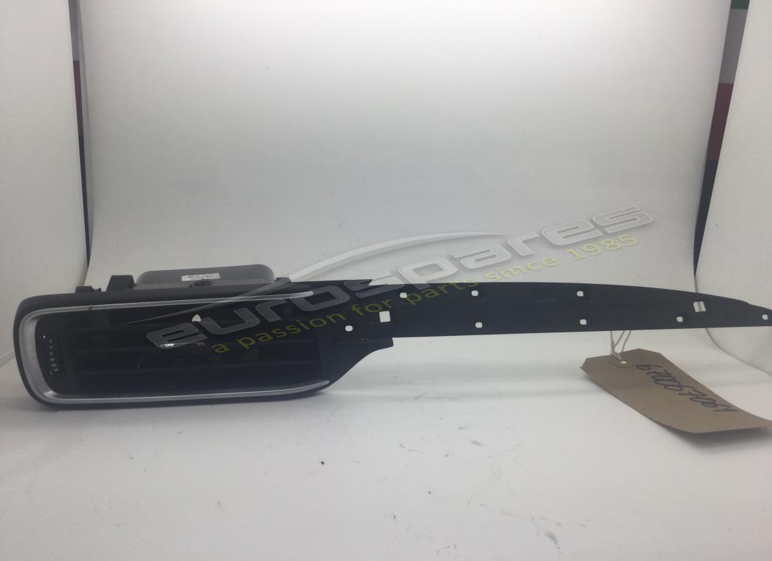 USED Maserati LH FRONT AIR VENT RHD . PART NUMBER 670067061 (1)