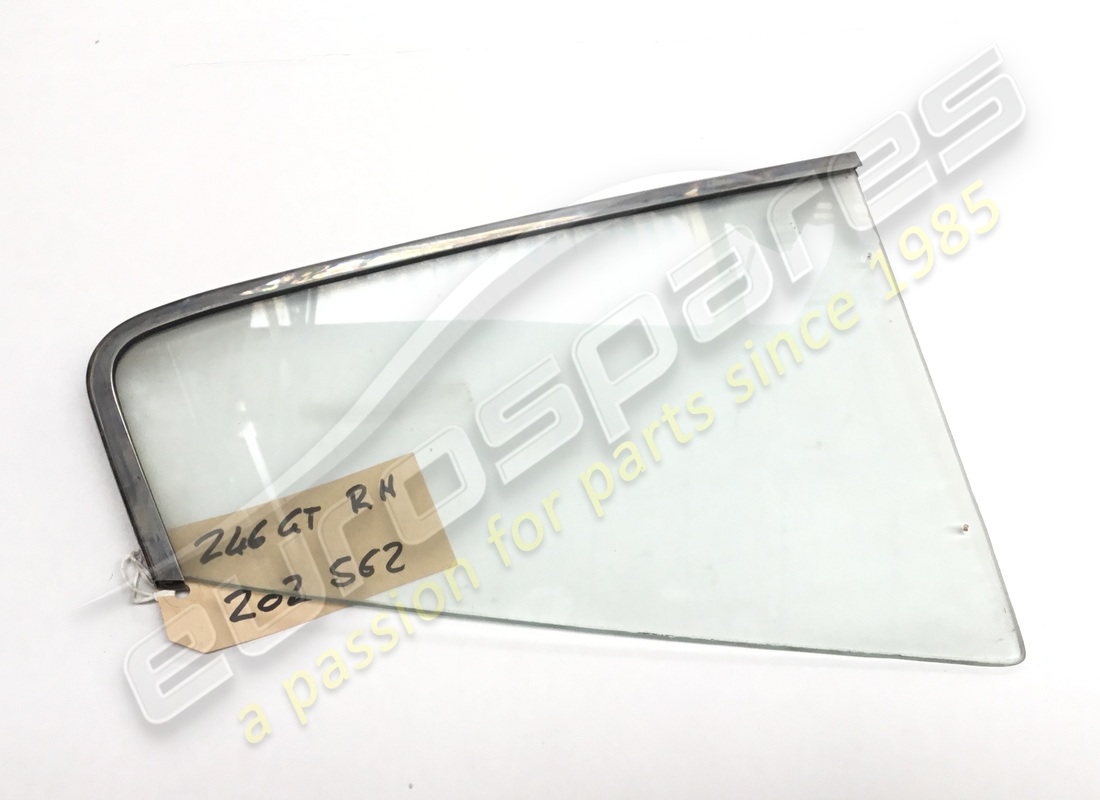 NEW FERRARI CRISTALLO LATERALE POSFERIORE CON CORNICE (DESTRO). PART NUMBER 202562 (1) new ferrari cristallo laterale posferiore con cornice (destro). part number 202562 (1)