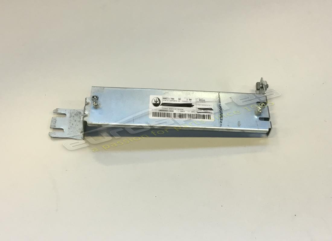 USED MASERATI COMPLETE CD CHANGER SUPPORT BRACKET. PART NUMBER 211798 (1) used maserati complete cd changer support bracket. part number 211798 (1)