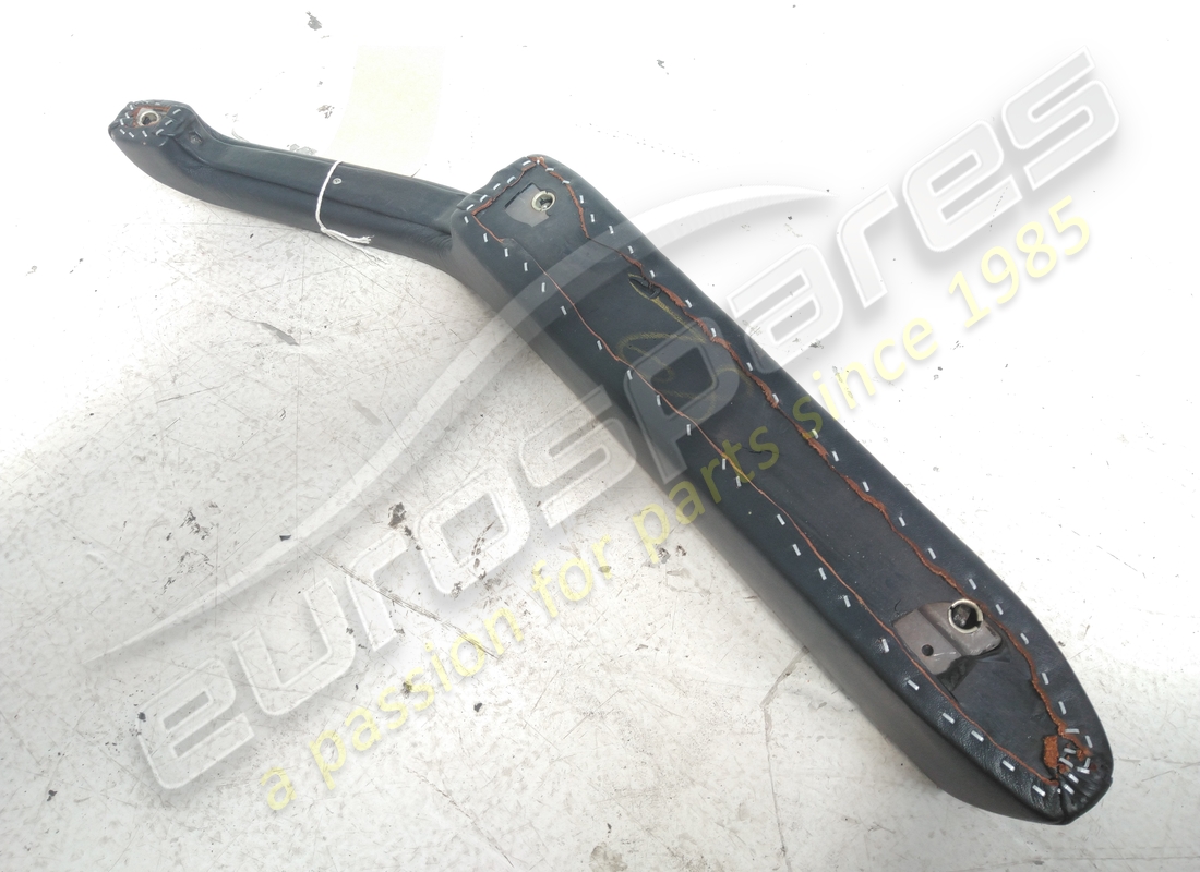 NEW (OTHER) FERRARI RH ARMREST COMPLETE. PART NUMBER 2513070000 (4) new (other) ferrari rh armrest complete. part number 2513070000 (4)