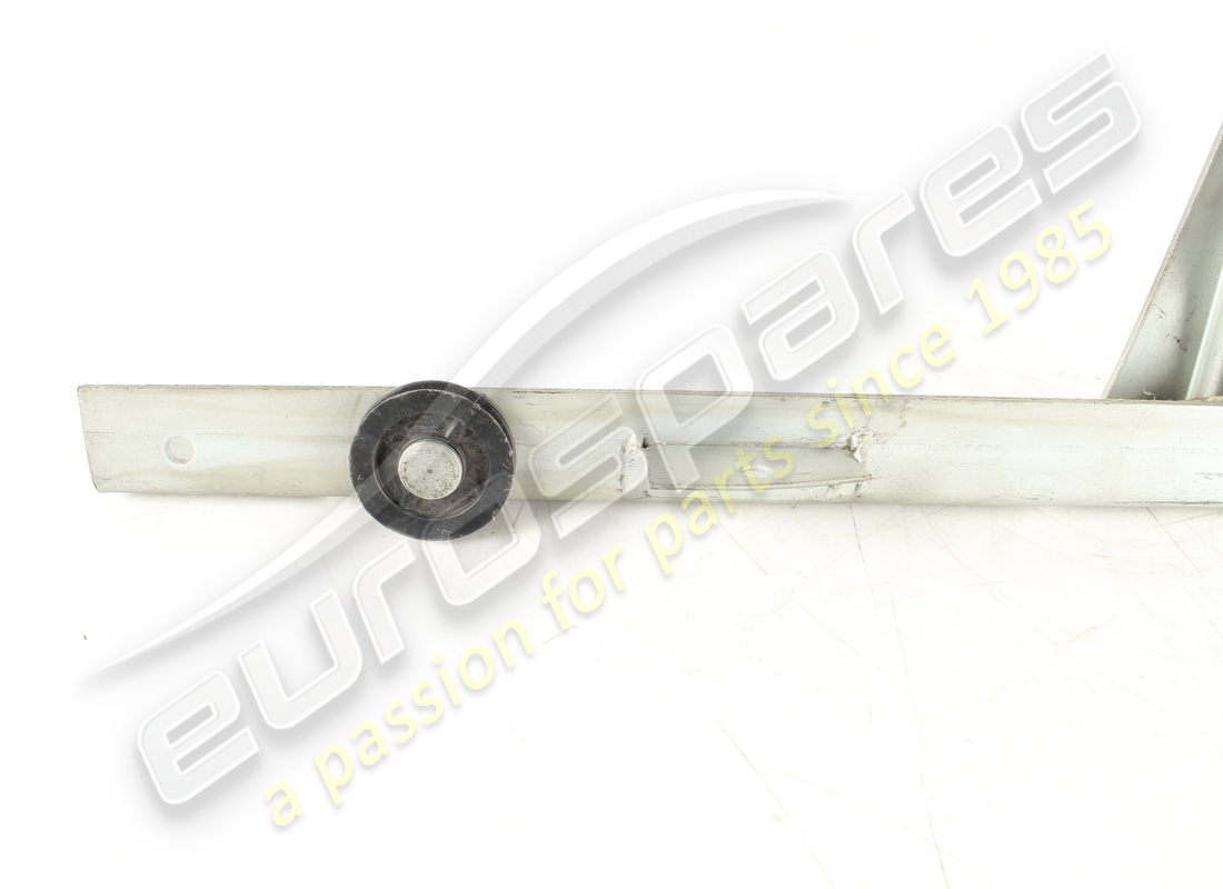 new ferrari rh window regulator. part number 2533050001 (2)