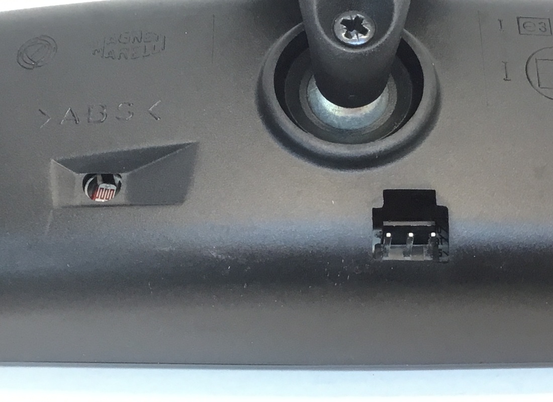 NEW MASERATI ELECTROCHROMIC INT.REAR-VIEW. PART NUMBER 66182900 (4) new maserati electrochromic int.rear-view. part number 66182900 (4)