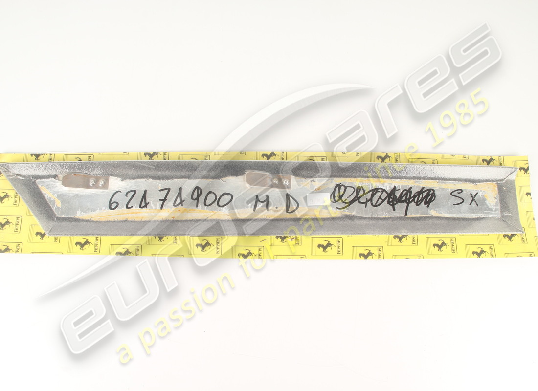 new ferrari lh moulding. part number 62474900 (3)