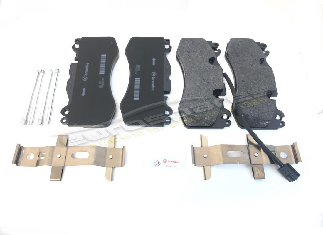 NEW MASERATI FRONT BRAKES PADS. PART NUMBER 673010330 (1) new maserati front brakes pads. part number 673010330 (1)