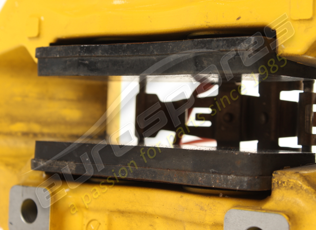 USED FERRARI REAR RH CALIPER WITH PADS. PART NUMBER 311677 (3) used ferrari rear rh caliper with pads. part number 311677 (3)