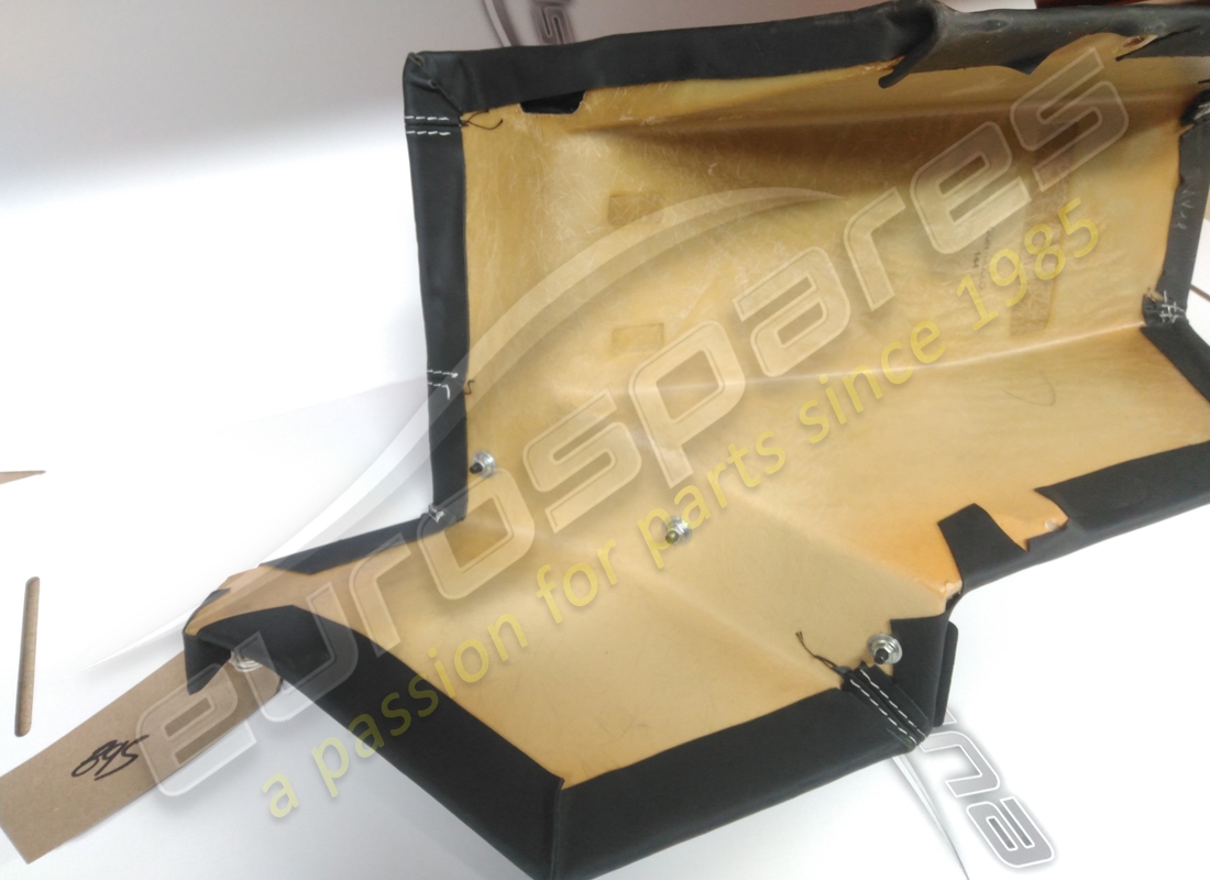 used ferrari centre console front part cover. part number 81149600 (2)