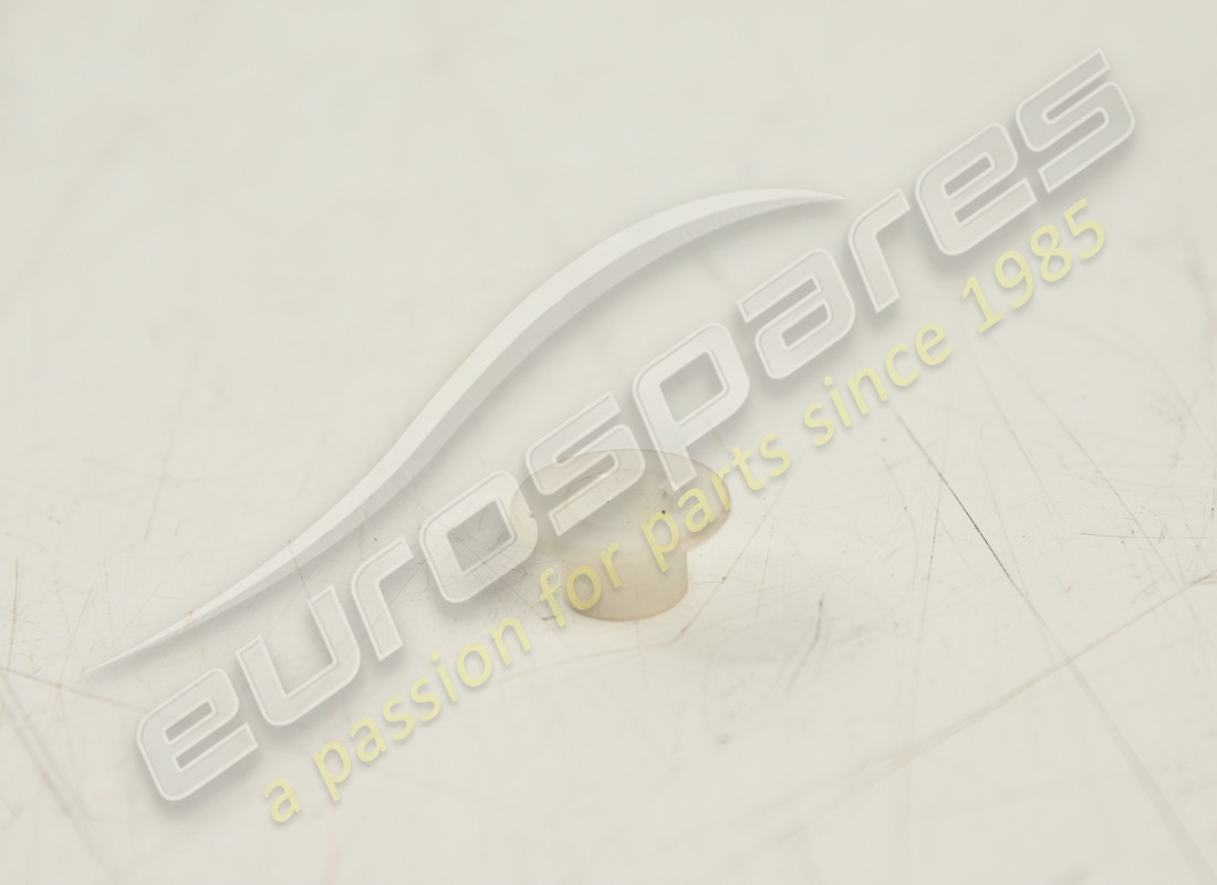 NEW FERRARI BUSH. PART NUMBER 62932900 (2) new ferrari bush. part number 62932900 (2)