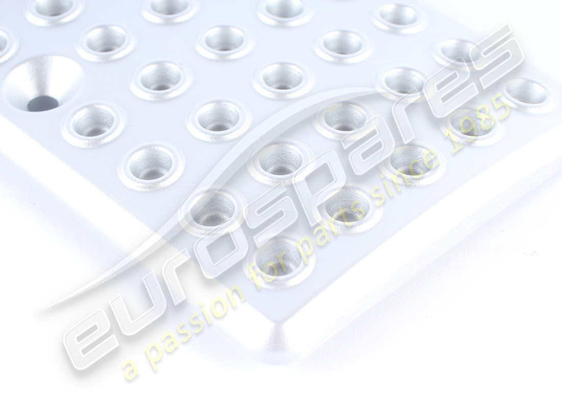 NEW FERRARI COVER. PART NUMBER 66122200 (3) new ferrari cover. part number 66122200 (3)