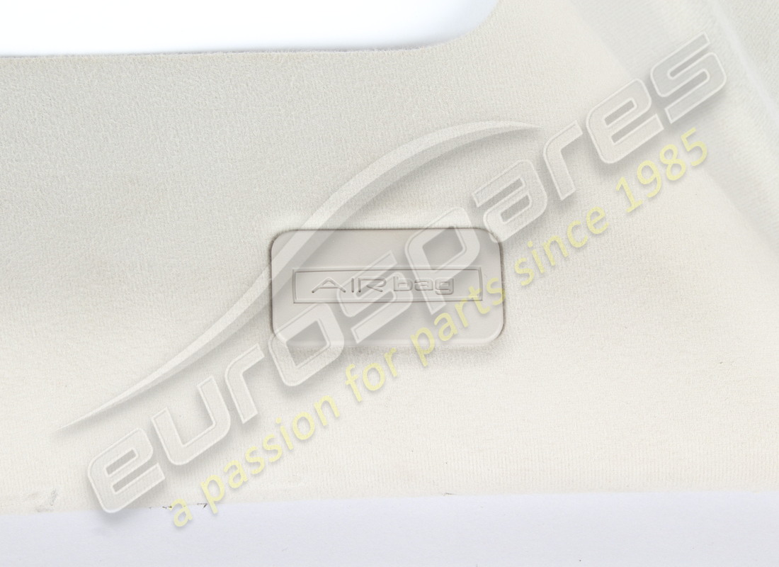 used maserati lh up rear pillar cover guar. part number 670048593 (2)