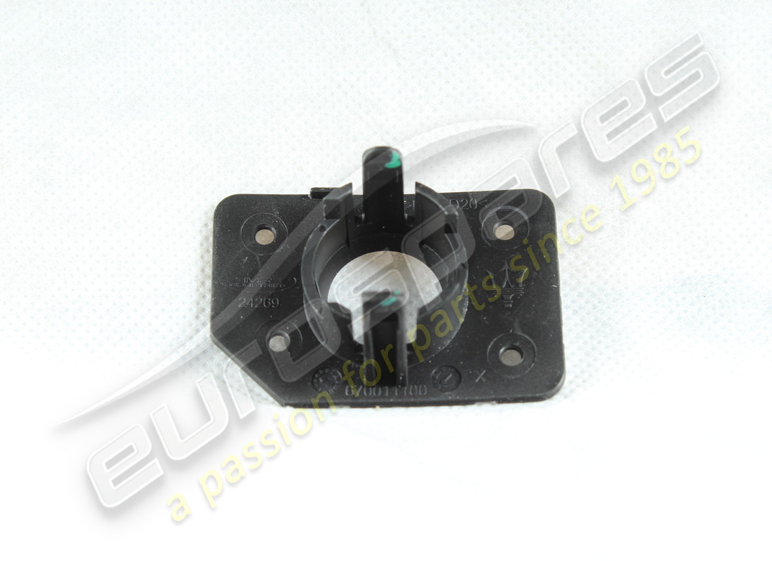 NEW MASERATI REAR EXTERNAL RH PARK. SENSO. PART NUMBER 670011100 (2) new maserati rear external rh park. senso. part number 670011100 (2)