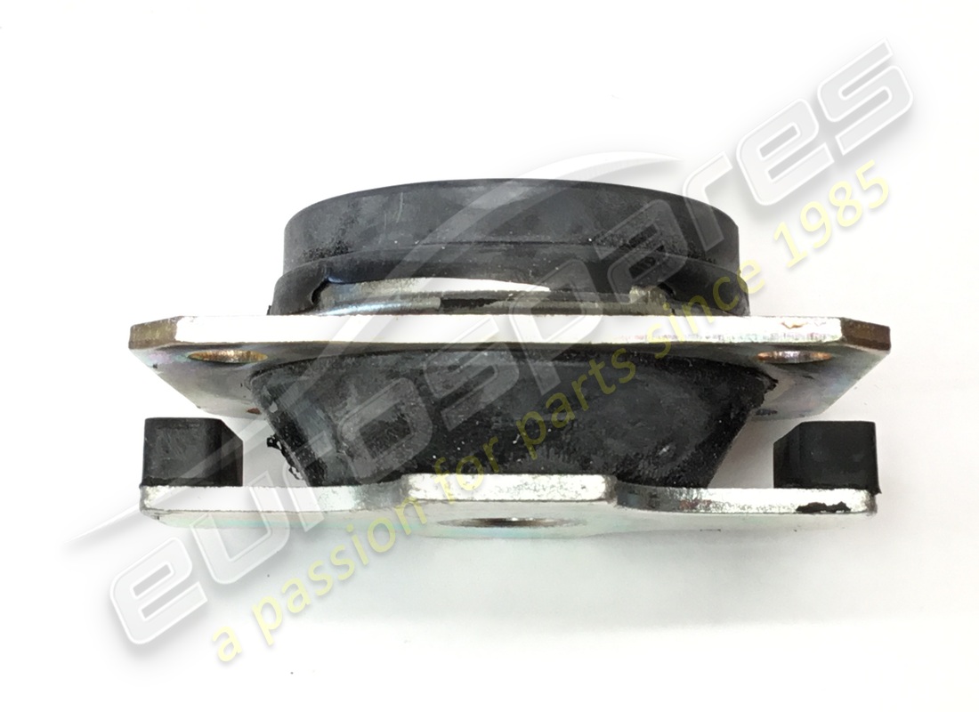 NEW EUROSPARES ENGINE MOUNT. PART NUMBER 216357 (3) new eurospares engine mount. part number 216357 (3)