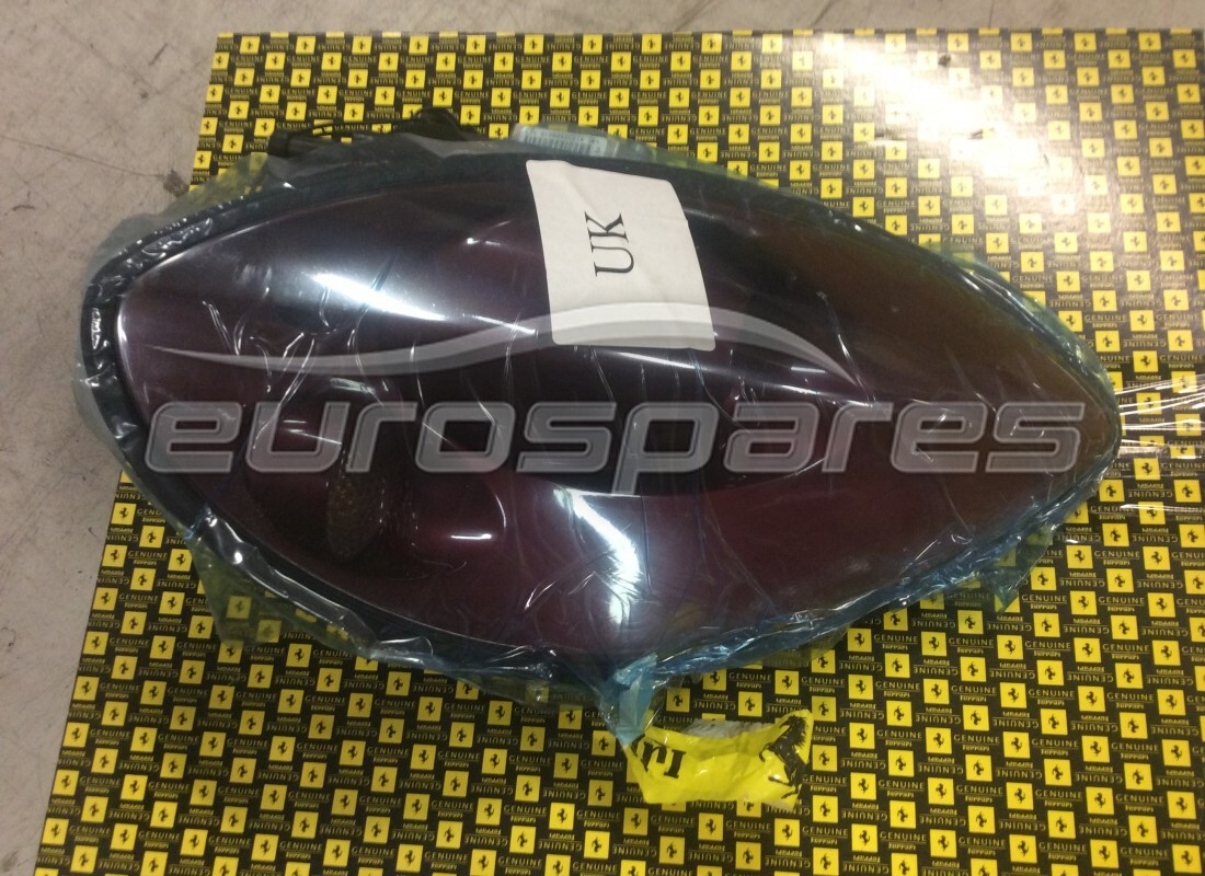 NEW FERRARI RH HEADLAMP ROSSO RUBINO MICA RHD PART NUMBER 72149589 (1) new ferrari rh headlamp rosso rubino mica rhd part number 72149589 (1)