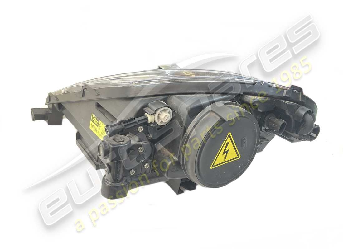 USED FERRARI RH HEADLIGHT LOW/HIGH BEAM CARBON VERSION. PART NUMBER 255024 (4) used ferrari rh headlight low/high beam carbon version. part number 255024 (4)