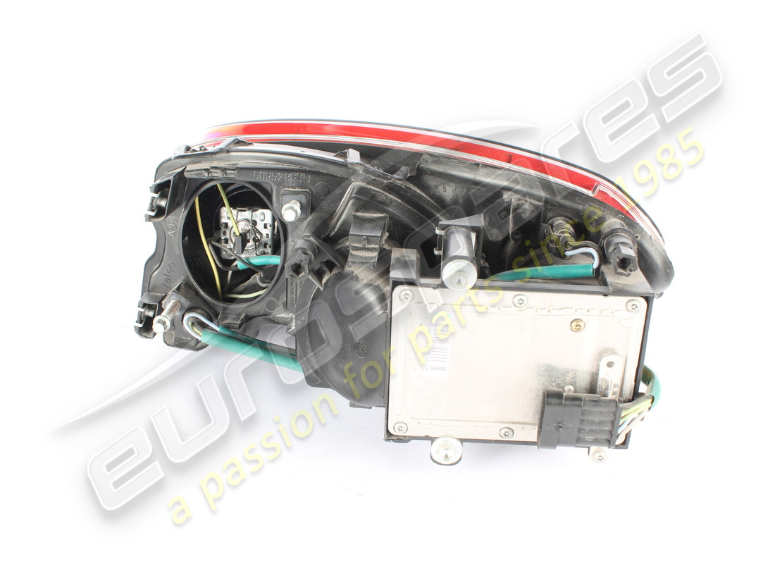 USED FERRARI RH HEADLIGHT BEAM ROSSO CORSA LHD PART NUMBER 69181469 (3) used ferrari rh headlight beam rosso corsa lhd part number 69181469 (3)