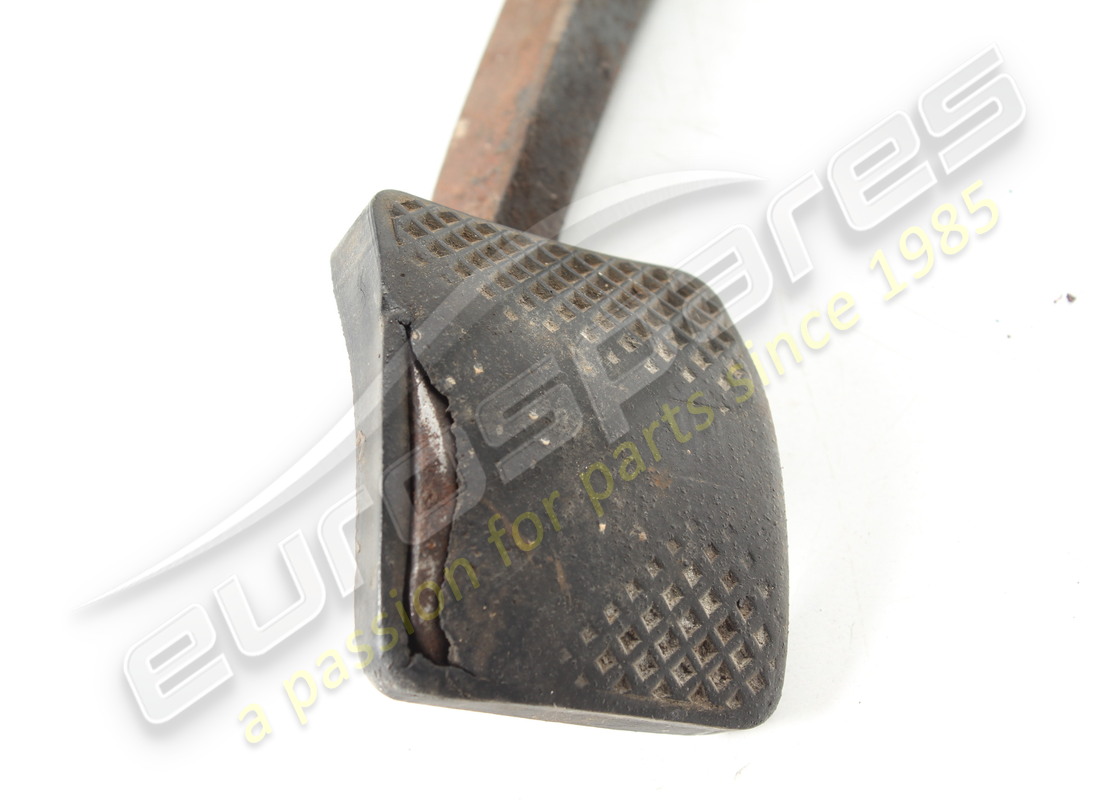 used eurospares clutch pedal. part number eap1226049 (2)