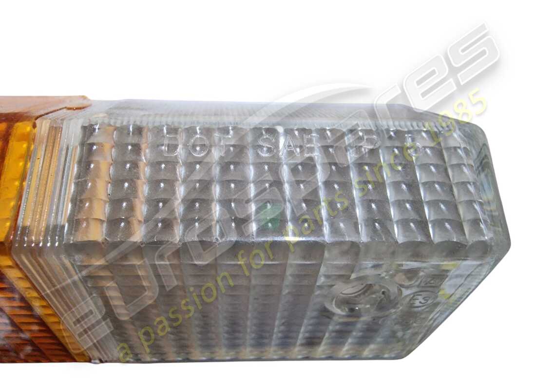 NEW FERRARI RH FRONT INDICATOR & SIDE LAMP ORANGE/CLEAR LENS. PART NUMBER 60329604 (3) new ferrari rh front indicator & side lamp orange/clear lens. part number 60329604 (3)