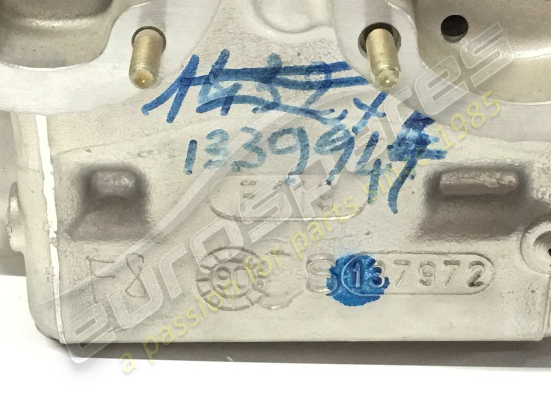 NEW FERRARI CYLINDER HEAD. PART NUMBER 133994 (7) new ferrari cylinder head. part number 133994 (7)