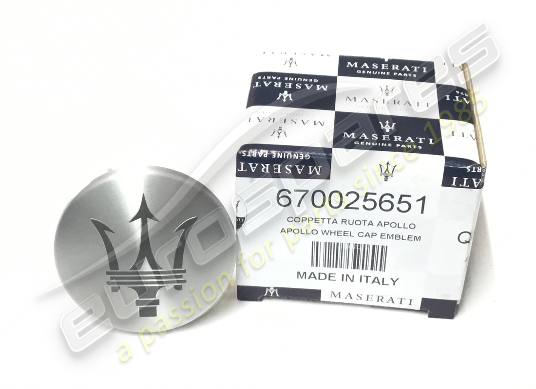 NEW MASERATI WHEEL BADGE. PART NUMBER 670025651 (1) new maserati wheel badge. part number 670025651 (1)