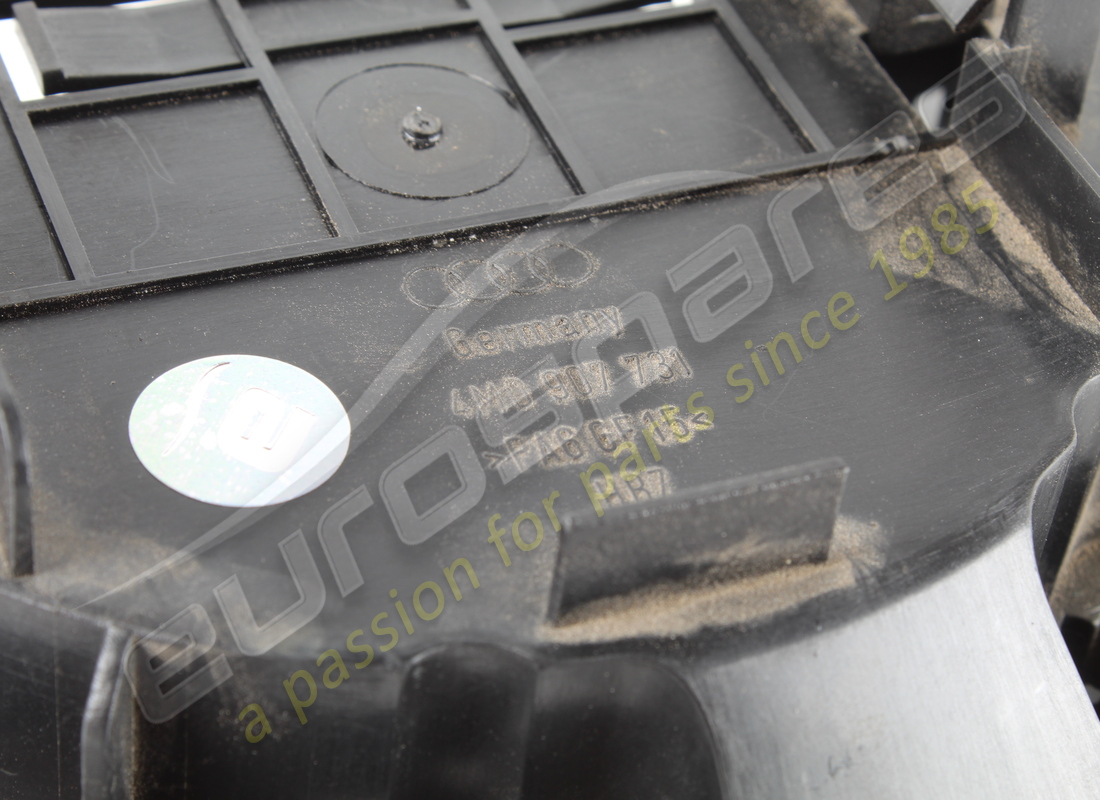 used lamborghini holder, electric kpe. part number 4m0907731 (1)