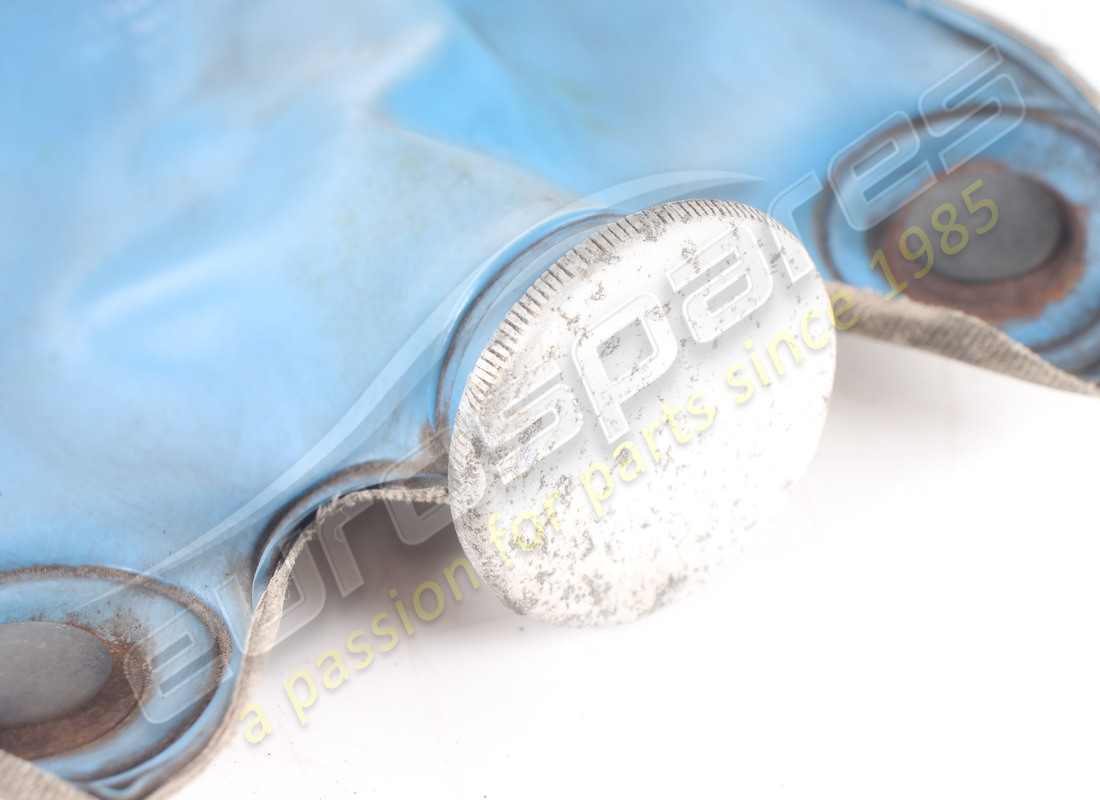 USED FERRARI WINDSCREEN WASHER BAG WITH PUMP. PART NUMBER 101563 (8) used ferrari windscreen washer bag with pump. part number 101563 (8)